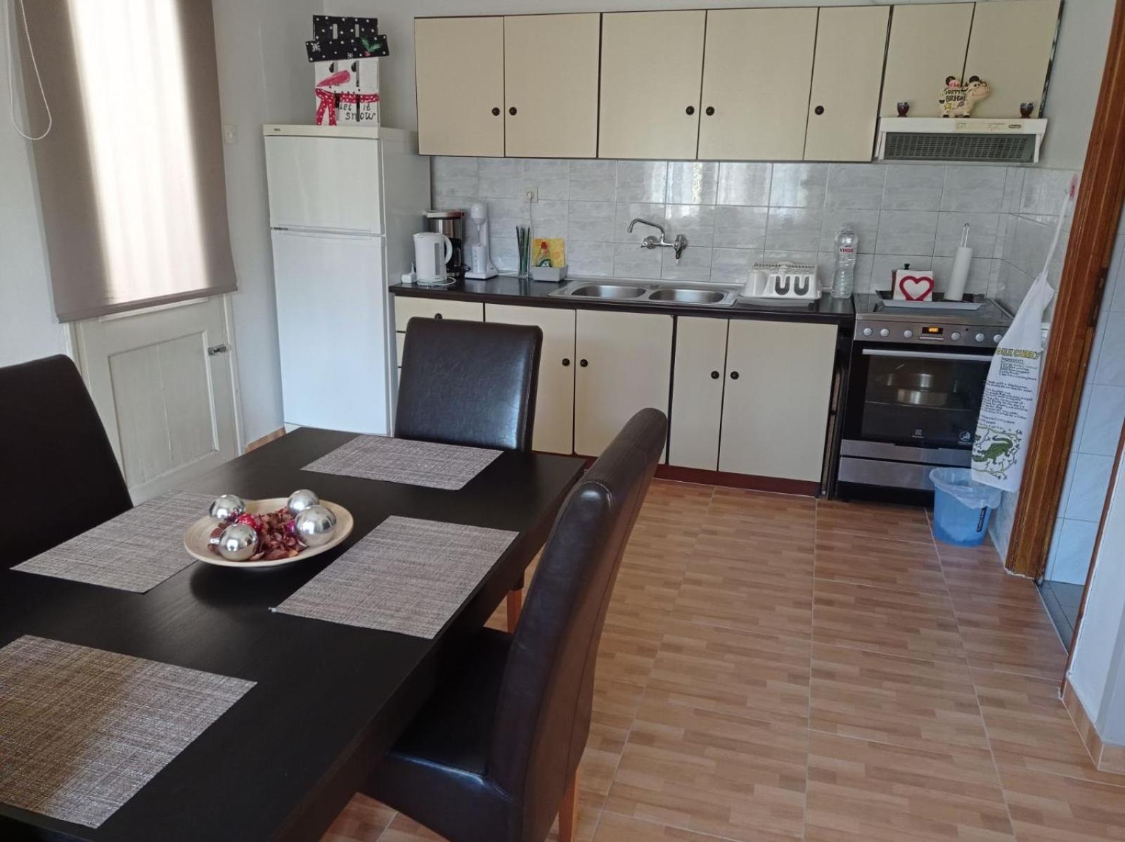 Апартаменты Comfortable & Cozy House Волос Экстерьер фото